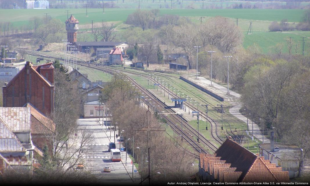 Rozpoczęcie sezonu łyżwiarskiego na lodowisku w Kętrzynie